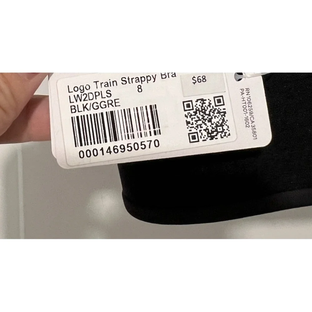 Lululemon Logo Train Strappy Bra‎ Black Size 8 NWT $68